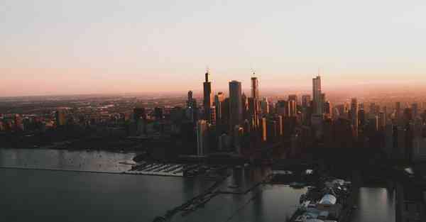 把1000米改写成以千米为单位的数,1000米用最大的单位表示是